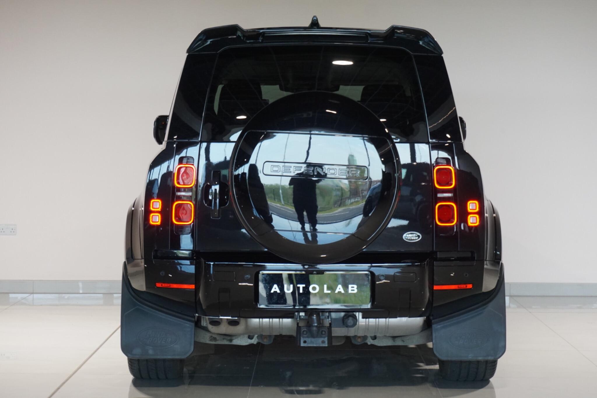 Land Rover Defender 110 3.0 D250 MHEV XS Edition SUV 5dr Diesel Auto 4WD Euro 6 (s/s) (250 ps)